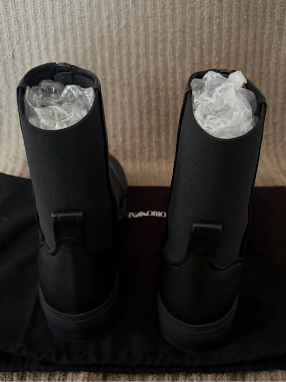 Emporio Armani Black Front-Zip Leather Ankle Booties - Picture 3 of 7